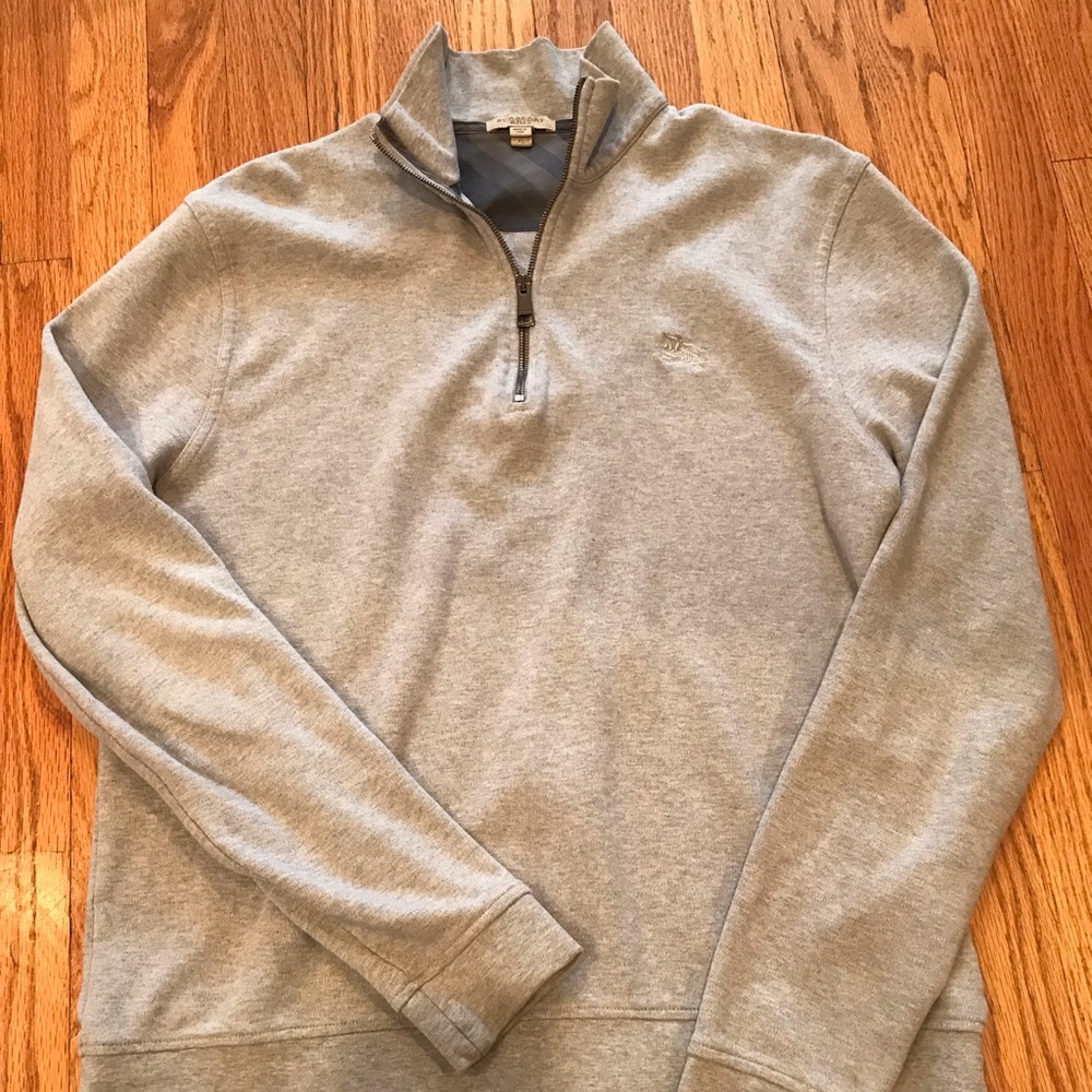 Men’s Burberry Grey 1/4 zip size XL